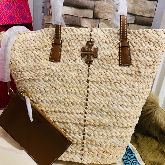 Tory Burch Handbags - SOLD⛔️Auth.TORY BURCH Straw/leather tote/pouch